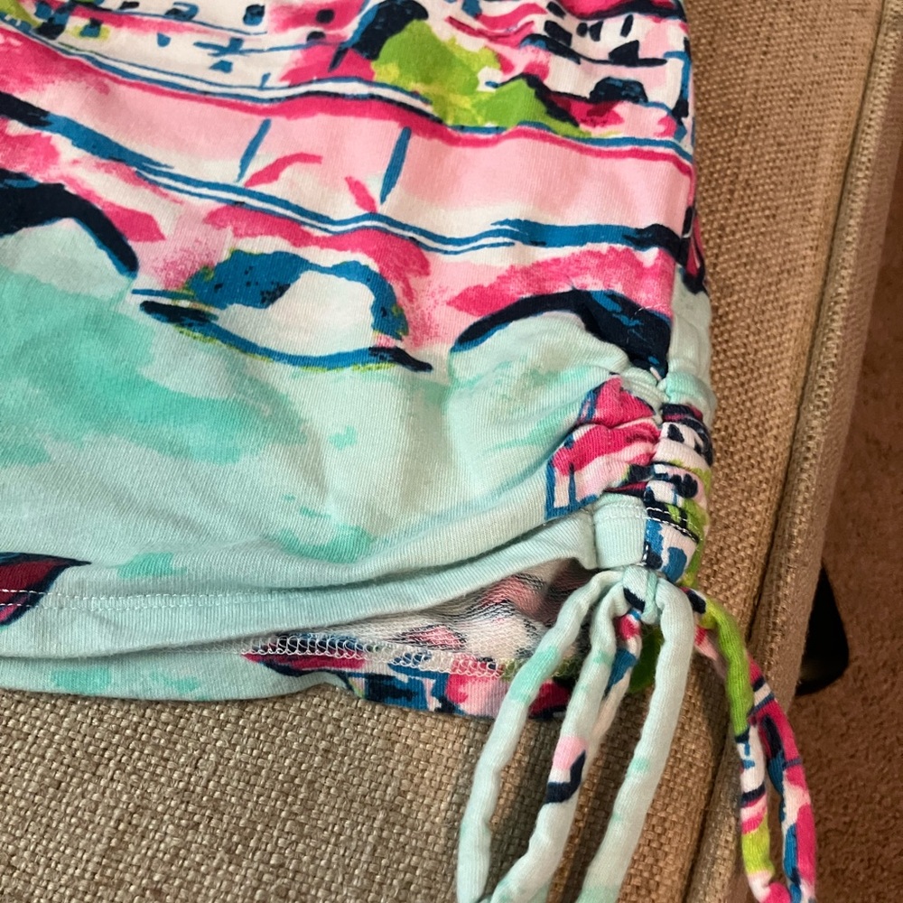 Crown & ivy tie skirt with Rome vacation design - Picture 7 of 8